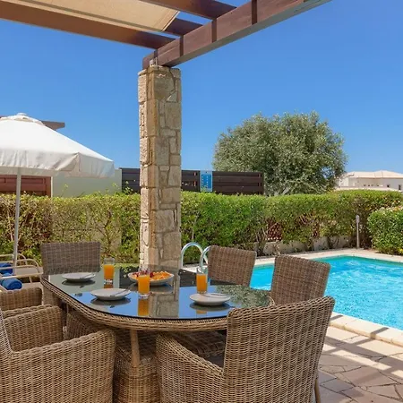 Aphrodite Hills Junior Villas Junior J008 Air Conditioning Private Pool 3 Bedrooms P *